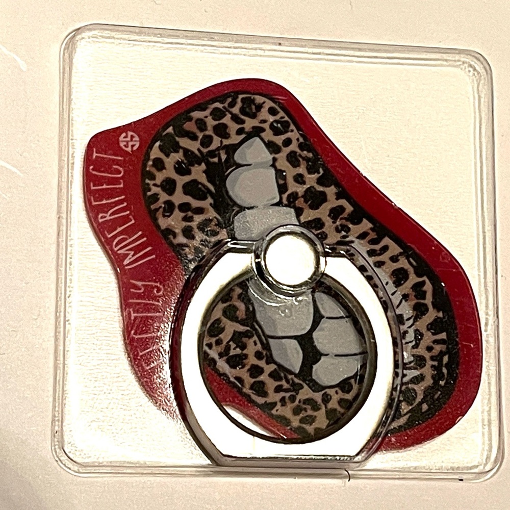 Simply Southern Phone Holder Kickstand PERFECTLY IMPERFECT Leopard Print Lips